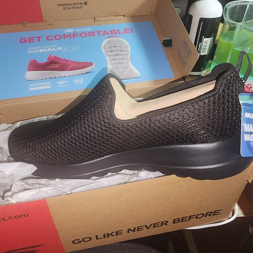 Skechers Go Walk Joy Sensational Day Womens Slip-On Walking Shoes Size 6, Nib